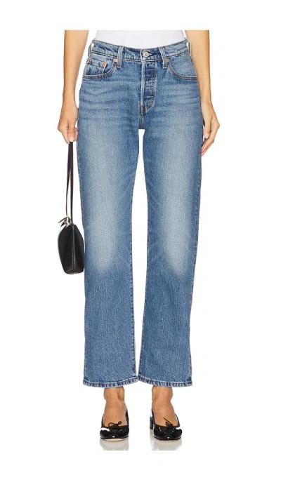 Levi's 501 Curve Jeans In Blue