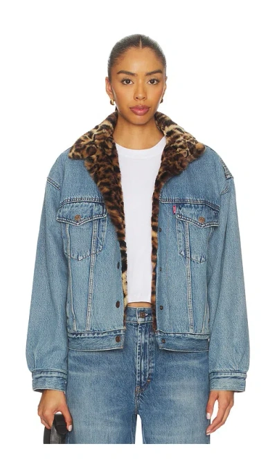 Levi's 90s Faux Fur Trucker In Blue