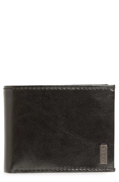 Levi's® Cappadocia Traveler Wallet In Black