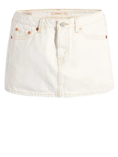 Levi's Female Skirts Levis A4465 0002 - Xs Skirt Barely Freezing In White