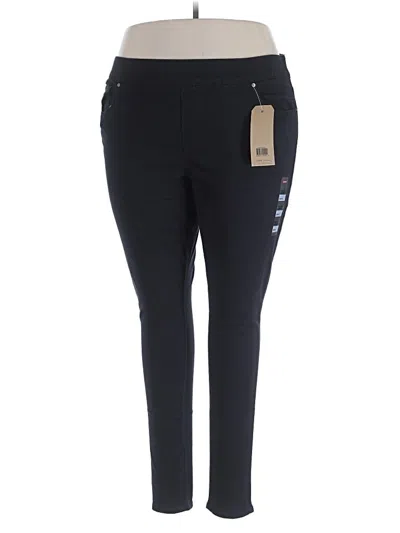 Levi's Active Pants In Black