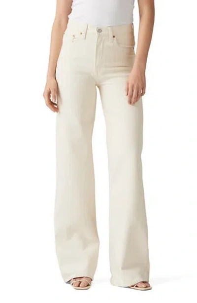 Levi's Ribcage Wide Leg Jeans In Barely Freezing In White