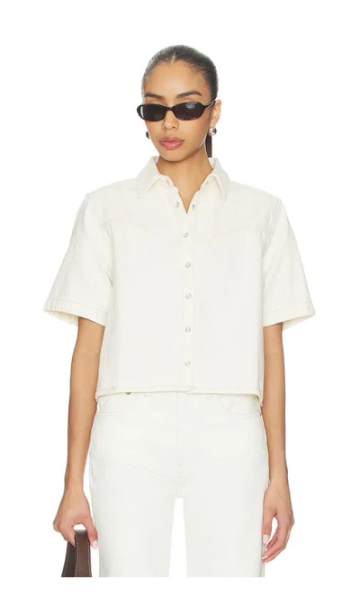 Levi's Logan Short Sleeve Denim Shirt In White