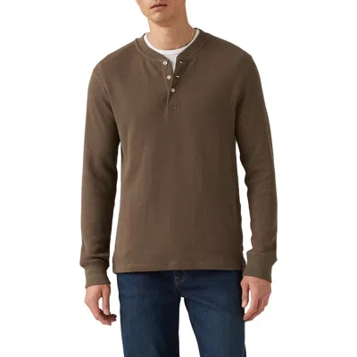 Levi's® Long Sleeve Thermal Henley In Brown