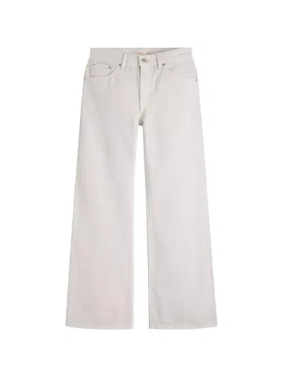 Levi's Loose Bootcut Jeans In White