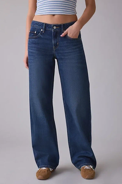 Levi's Low Loose Jean In Lost In Translation, Women's At Urban Outfitters In Blue