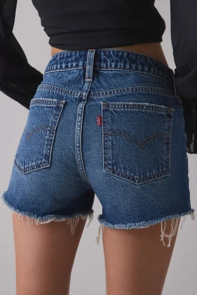 Levi's Low Rise Denim Shorts In Free Lunch, Women's At Urban Outfitters In Blue