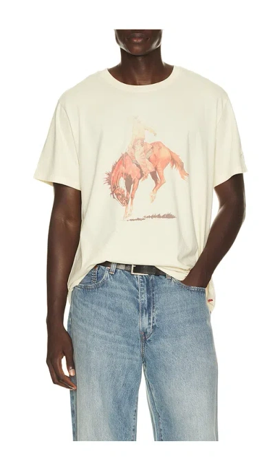 Levi's Relaxed Fit Tee In White
