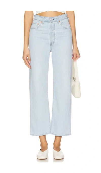 Levi's Ribcage Straight Ankle Jeans In Blue