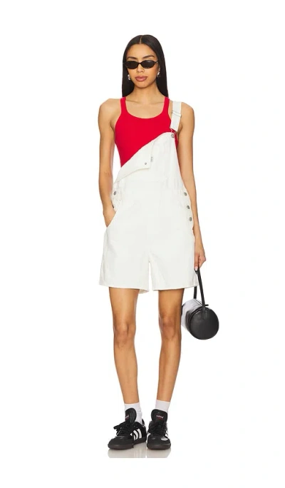 Levi's Utility Shortall In White