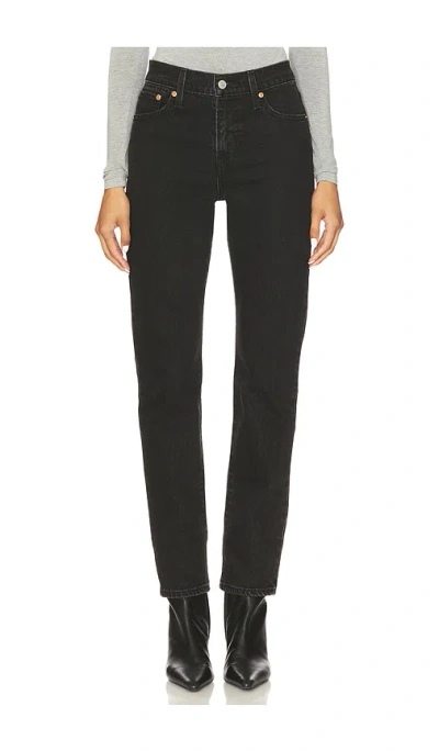 Levi's Wedgie Slim Jeans In Black