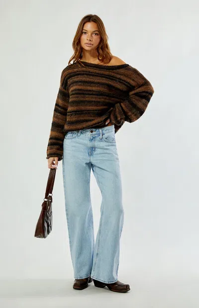 Levi's Women's Abraided Middy Loose Bootcut Jeans In Light Indigo In Blue