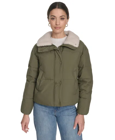 Levi's Women's Regular Western Puffer Jacket In Green