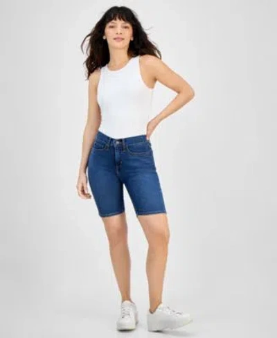 Levi's Womens Mid Rise Shaping Bermuda Shorts In White