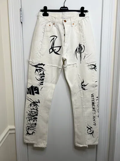 Pre-owned Levis X Vetements Fw18 Tribal Levis Denim Jeans Size S In White