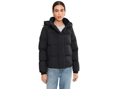 Levi's(r) Hooded Puffer Jacket In Black