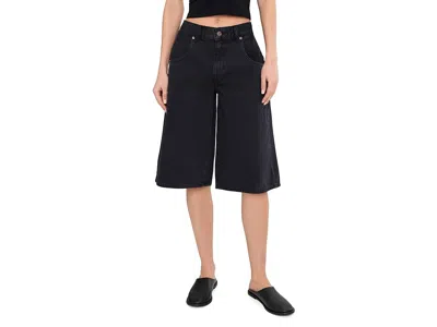 Levi's(r) Premium Super Baggy Jort