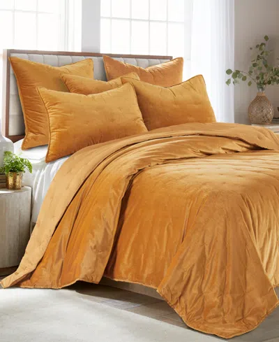 Levtex Calabria Velvet Quilt, Full/queen In Gold