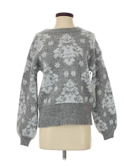 Lewit Pullover Sweater In Gray