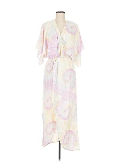 Lezat Casual Dress In White