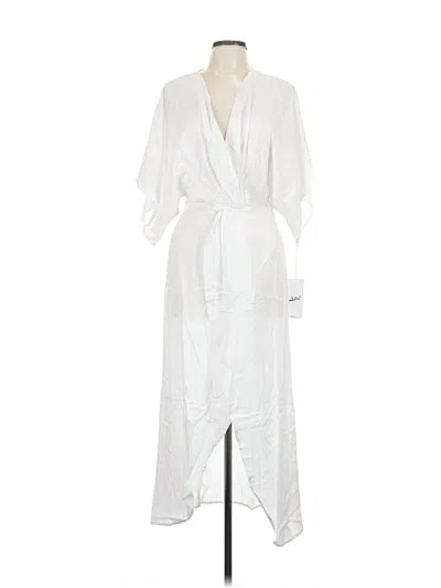 Lezat Casual Dress In White