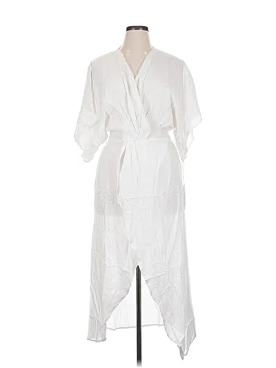 Lezat Casual Dress In White