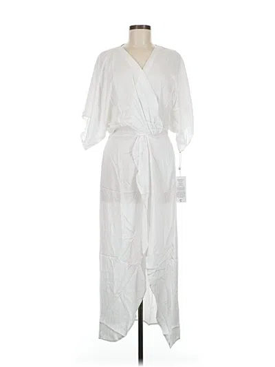 Lezat Casual Dress In White