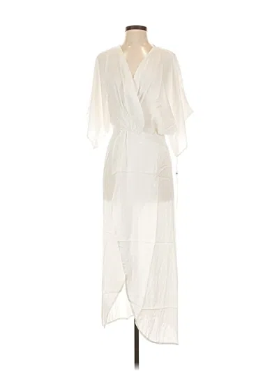 Lezat Casual Dress In White