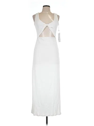 Pre-owned Lezat Casual Dress In White
