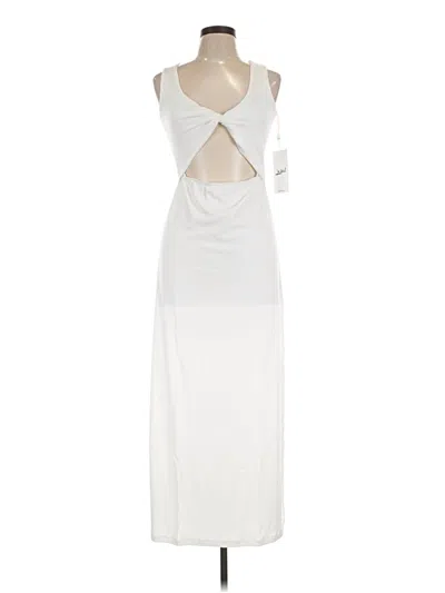 Lezat Cocktail Dress In White