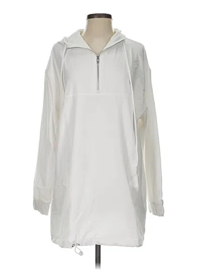 Pre-owned Lezat Raincoat In White