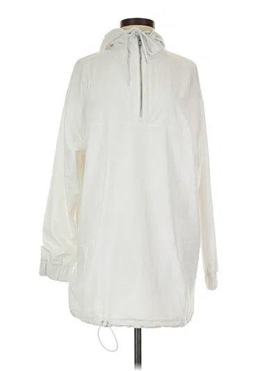 Pre-owned Lezat Raincoat In White