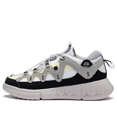 Li-ning (gs)  Wade Essence 2.3 Lite 'grey Black'