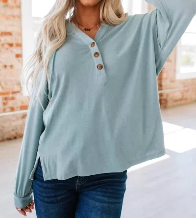 Liam & Company Ruthie Hooded Pullover In Green