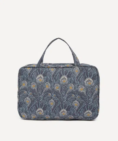 Liberty Weekender Queen Hera Wash Bag