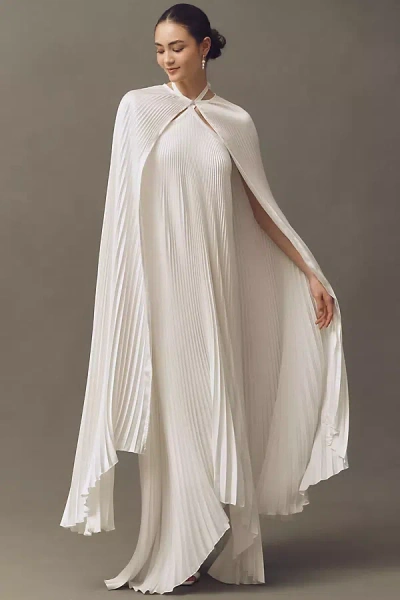 L'idée Extravagance Pleated Cape