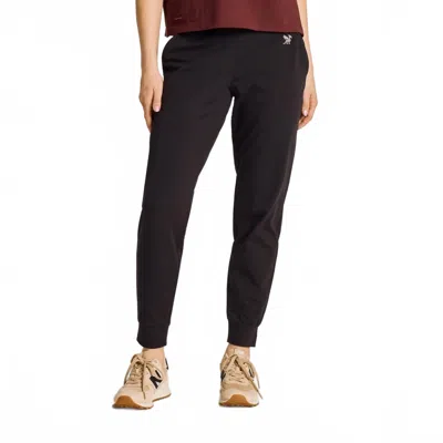 Life Is Good Solid Crusher-flex Jogger In True Black