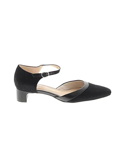 Pre-owned Life Stride Flats In Black