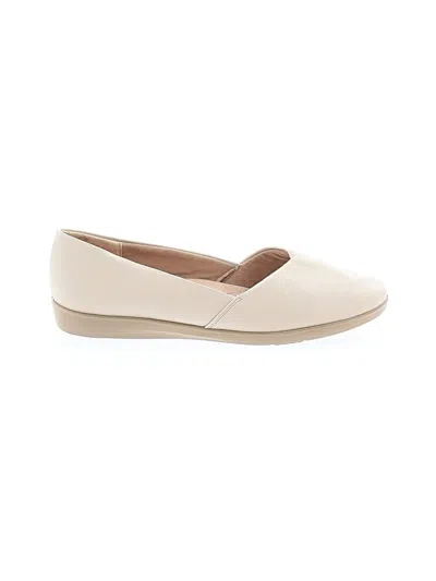 Pre-owned Life Stride Flats In White