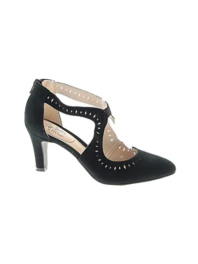 Pre-owned Life Stride Heels In Black