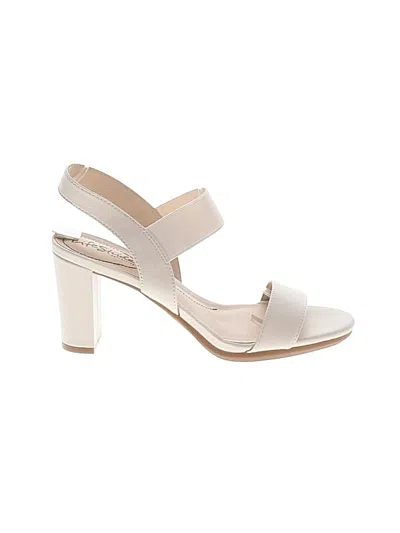 Pre-owned Life Stride Sandals In White