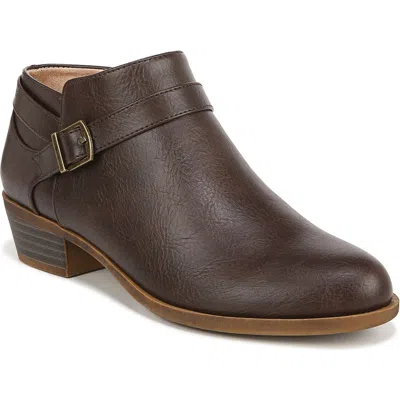 Lifestride Alexander Bootie In Brown