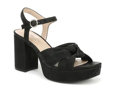 Lifestride August Platform Sandal In Black