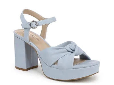 Lifestride August Platform Sandal In Blue