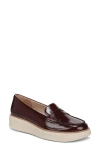 Lifestride Chelsea Platform Penny Loafer In Burgundy