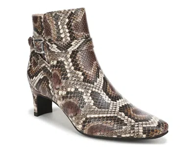 Lifestride Fawn Bootie In Brown