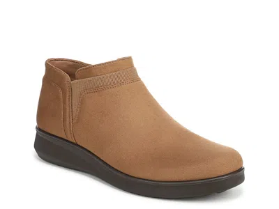 Lifestride Flynn Bootie In Brown