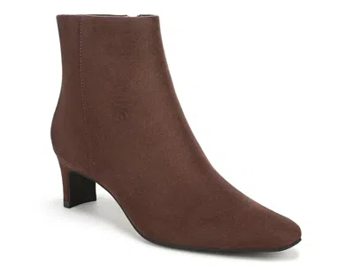 Lifestride Fresno Bootie In Brown