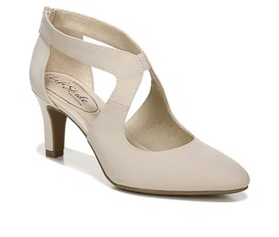 Lifestride Giovanna 2 Pump Women's Beige Leather Almond Toe Slip-on Rhs4797 In Neutral