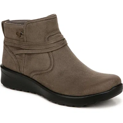 Lifestride Guest Bootie In Green